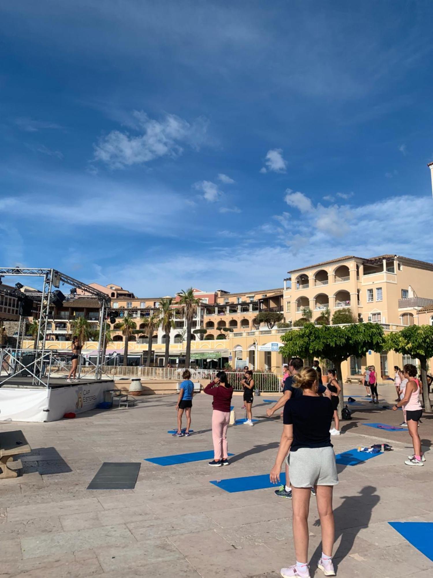 T2 En Rez De Jardin Privatif Cloture , Cap Esterel Pierre Et Vacances ,Piscine Chauffee Des Le 05 Avril Au 02 Novembre Saint-Raphaël Dış mekan fotoğraf