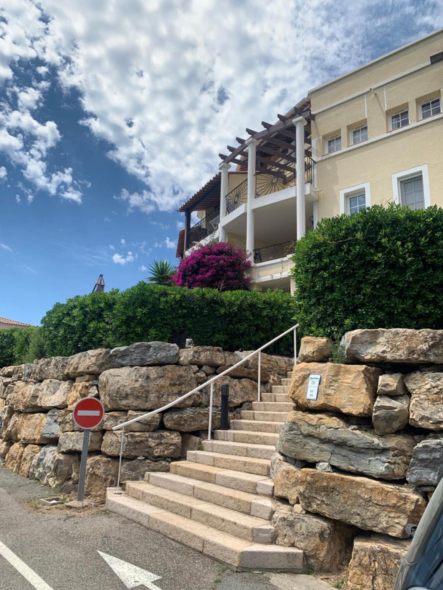 T2 En Rez De Jardin Privatif Cloture , Cap Esterel Pierre Et Vacances ,Piscine Chauffee Des Le 05 Avril Au 02 Novembre Saint-Raphaël Dış mekan fotoğraf
